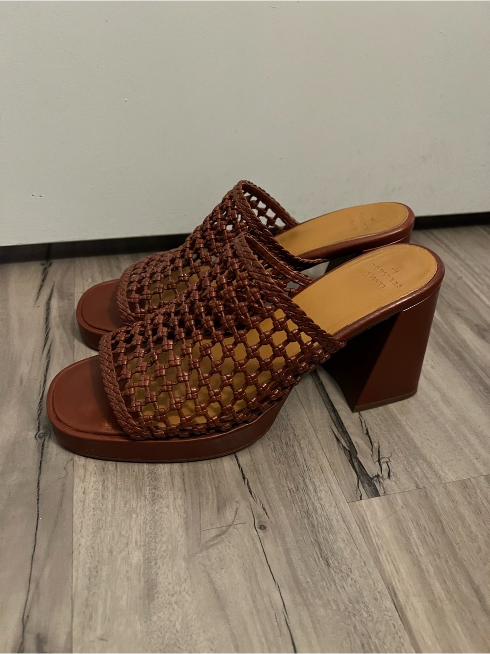 Sezane High Annalisa Mules in Smooth Natural Leather